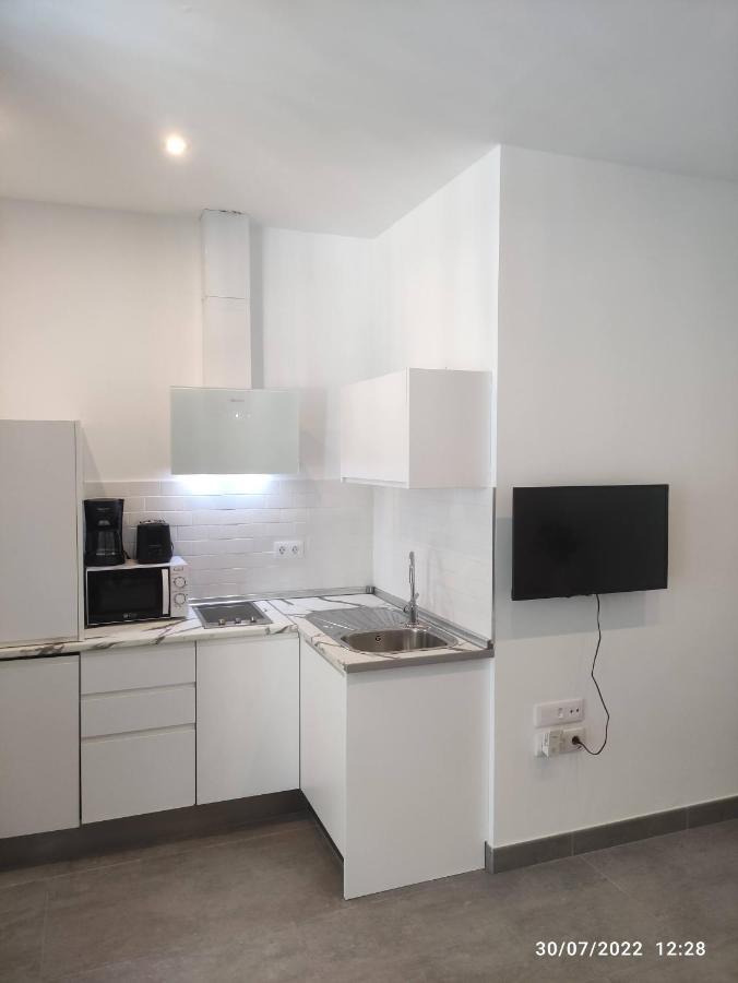 Complejo Pinta18 At1, At2 Y At3 Apartment Seville Exterior photo