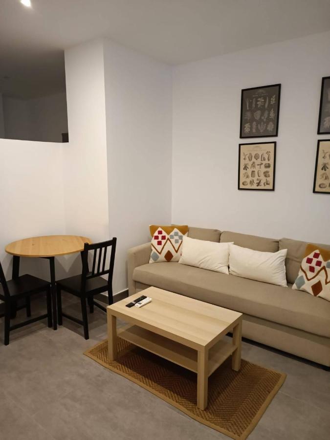Complejo Pinta18 At1, At2 Y At3 Apartment Seville Exterior photo