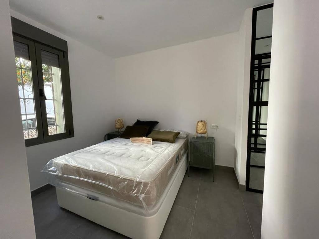 Complejo Pinta18 At1, At2 Y At3 Apartment Seville Exterior photo